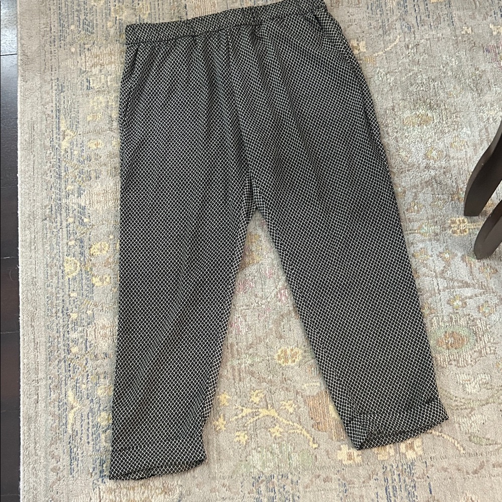 Women’s Geometric Pattern Loose Pull On Pants - image 1